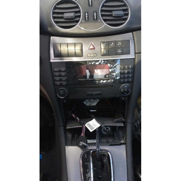 Rádio Mercedes C320