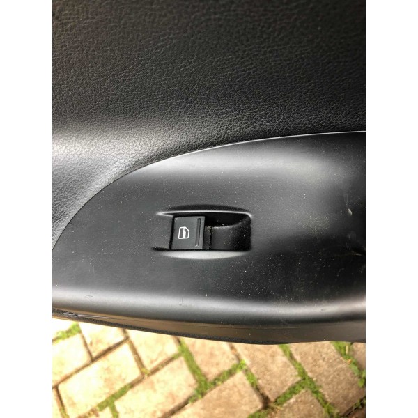 Botão Do Vidro Porta Diant Dir Volkswagen Passat 2.0t 2009