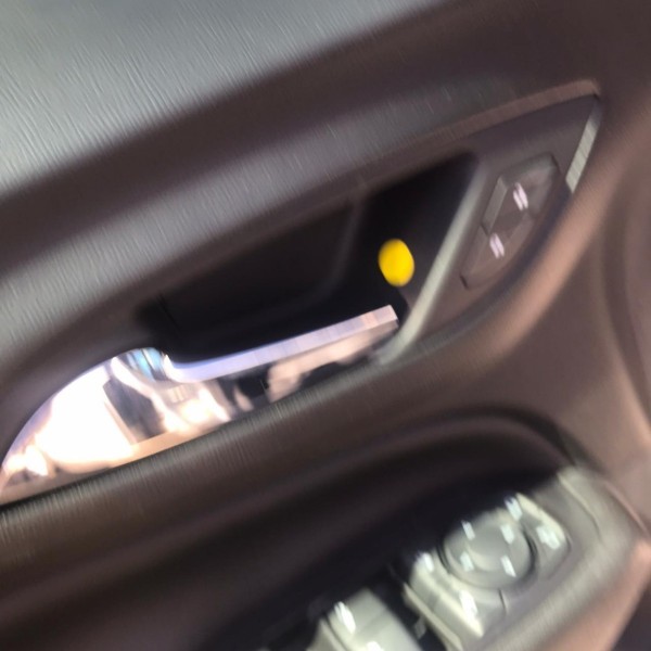 Maçaneta Interna Dianteiro Esquerdo Chevrolet Equinox 2018