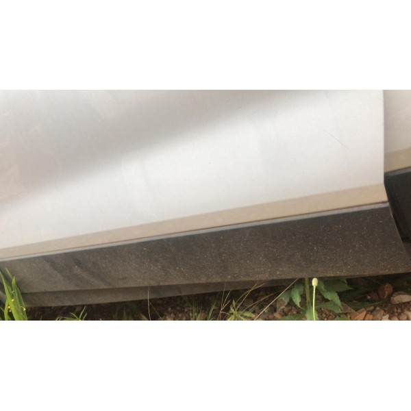 Friso Porta Dianteira Esquerda Chevrolet Tracker 2019