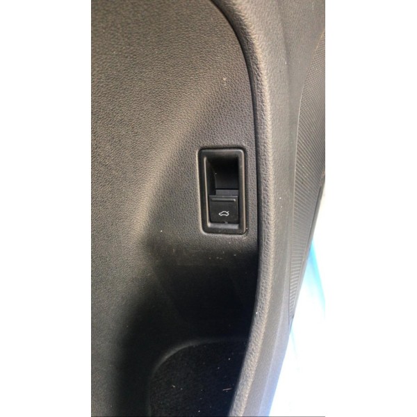 Botão Abertura Porta Malas Volkswagen Jetta 2016