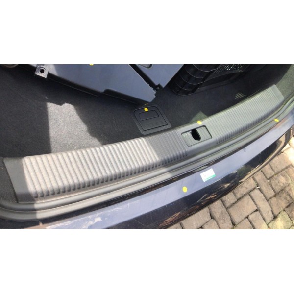 Acabamento Soleira Estribo Porta Malas Traseiro Audi A5 2015