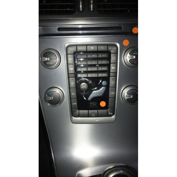 Comando De Ar E Radio Volvo Xc60 D5 2017 Original