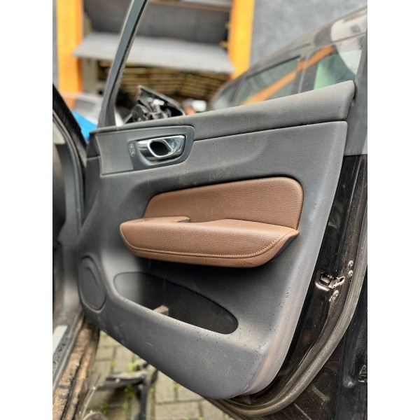 Alto Falante Porta Dianteira Direita Volvo Xc60 T8 2019