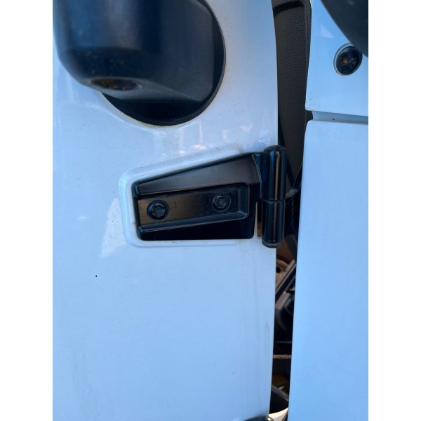 Dobradiça Superior Porta Dianteir D. Jeep Wrangler 3.6l 2014