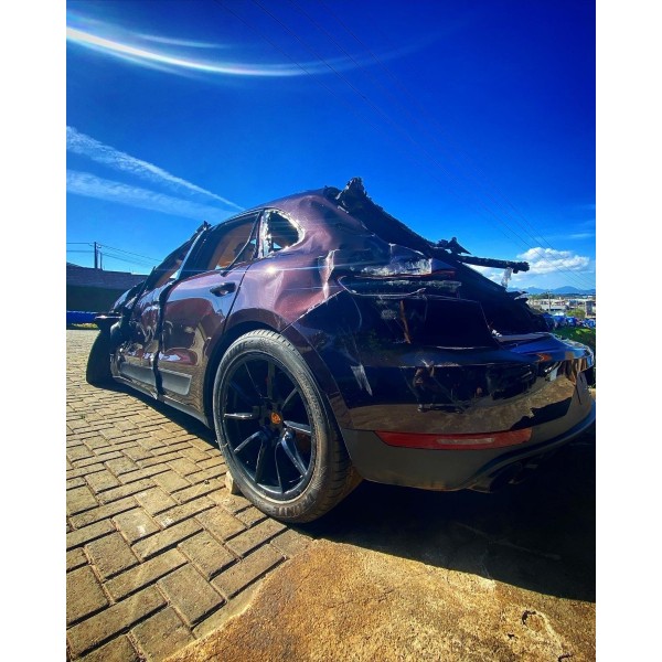 Alma Parachoque Traseira Porsche Macan S 2016