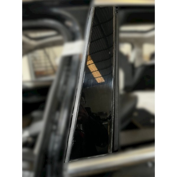 Moldura Black Piano Porta Traseira E. Bmw X3 Xdrive 30i 2021